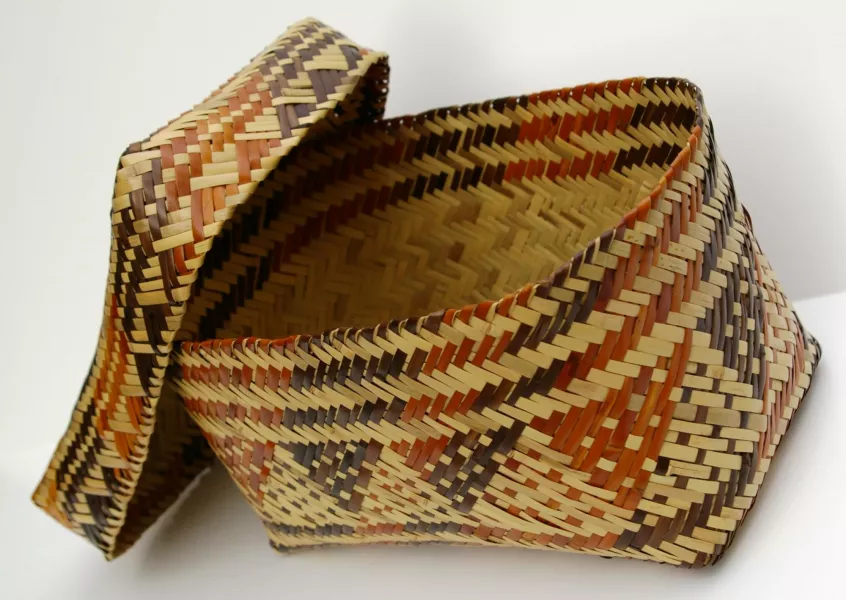 Doubleweave basket with lid