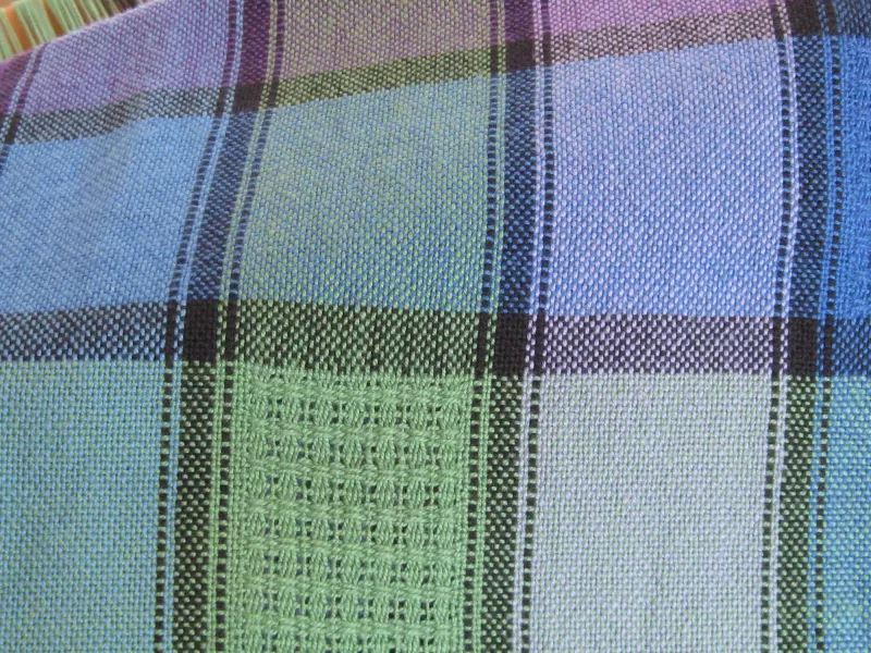 Weaving pattern by Leveille